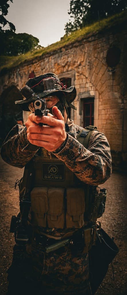 Airsoft Draws Operator Mobile